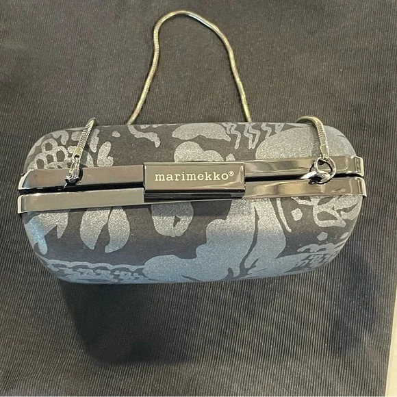 Marimekko | Gaala Fandango Printed Clutch Bag | Black/Grey - Picture 4 of 12